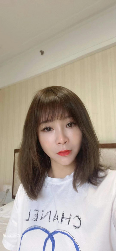 朋友推荐的服务系小姐姐